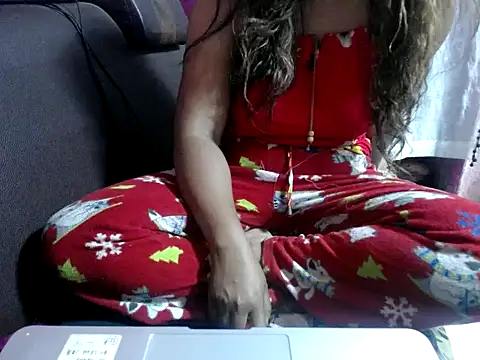 Snapshot of BicolorKissLove chatting on 09.15.25 BicolorKissLove online show from 09.15.25