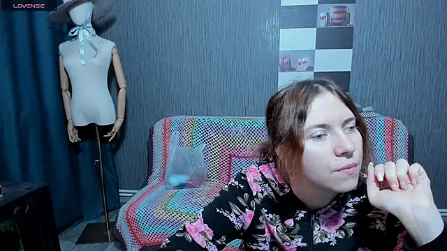 pa1e pr1ncess online show from 10.25.25