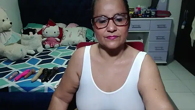 pervert mommy  online show from 10.09.25