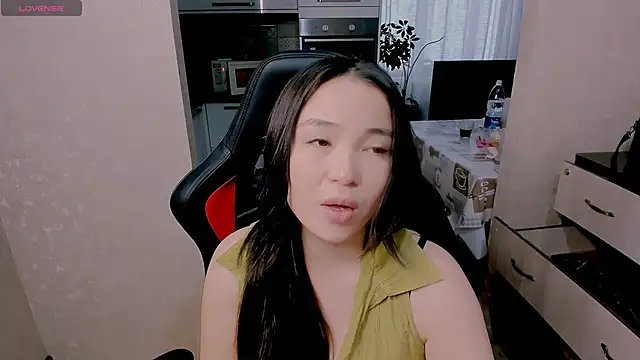 AyaMoon online show from 11.18.25