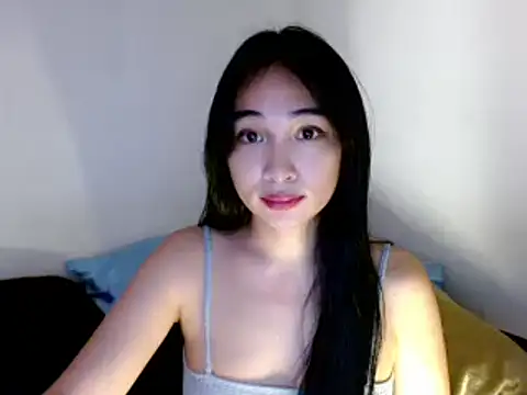 Snapshot of SweetLilly_18 chatting on 03.03.25 SweetLilly 18 online show from 03.03.25