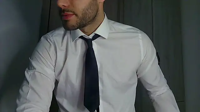 Justynn1 online show from 04.08.26