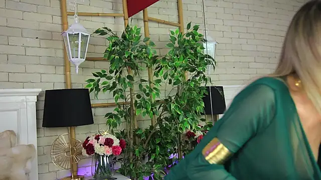 EmillyBronte online show from 03.28.26