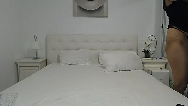 alisonya1 online show from 11.22.25