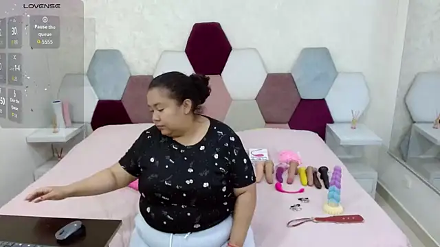 angel blue online show from 02.17.26