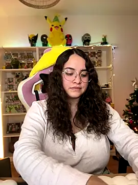 Sweet sully   online show from 12.19.25