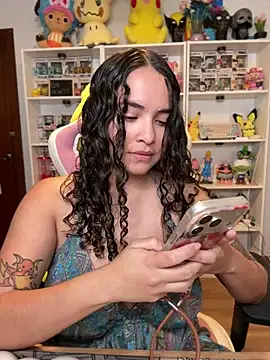 Snapshot of Sweet_sully__ chatting on 06.03.26 Sweet sully online show from 06.03.26