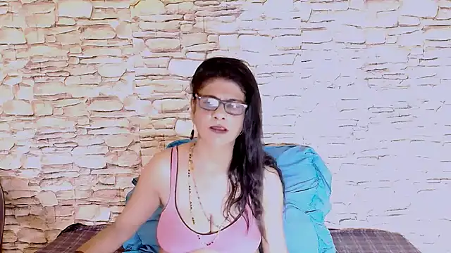 IndianAllure online show from 02.17.25