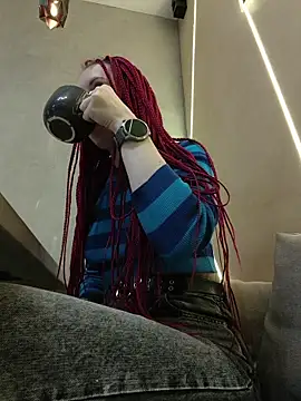 Frost foxy online show from 12.21.25