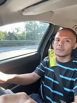 Snapshot of EllisZlatan chatting on 03.03.26 EllisZlatan online show from 03.03.26