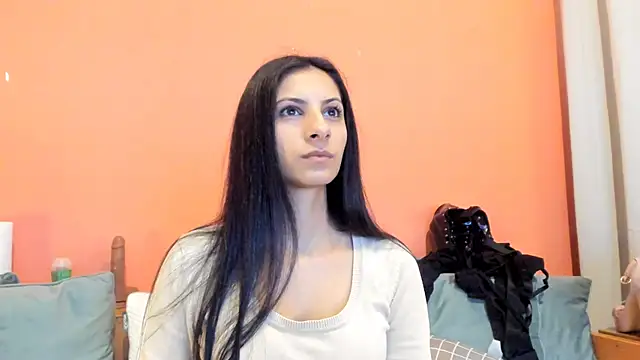 Snapshot of Dirty-Bya chatting on 11.01.25 Dirty-Bya online show from 11.01.25