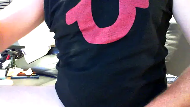 Snapshot of eurodiznee chatting on 11.02.25 eurodiznee online show from 11.02.25