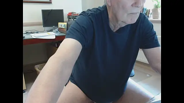 Snapshot of alan_inlondon chatting on 03.12.26 alan inlondon online show from 03.12.26