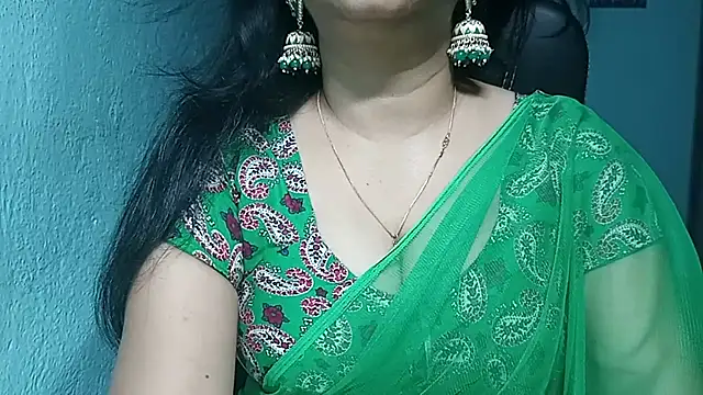 Snapshot of YourModhu chatting on 03.22.25 YourModhu online show from 03.22.25