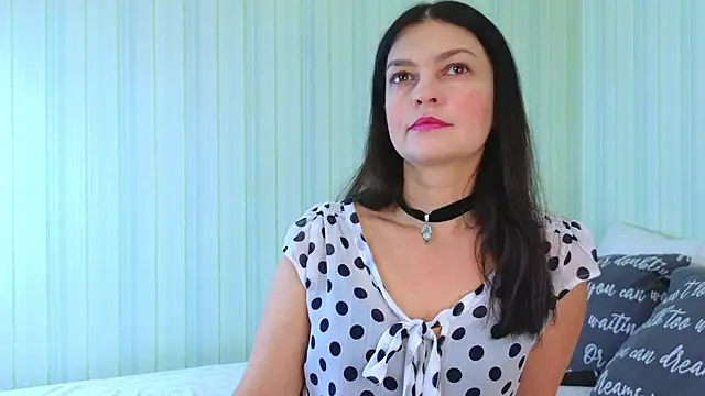  Lily  online show from 01.09.25