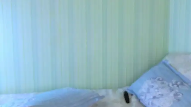  Lily  online show from 01.31.25