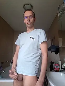 Snapshot of Geiler-boy313 chatting on 04.05.26 Geiler-boy313 online show from 04.05.26