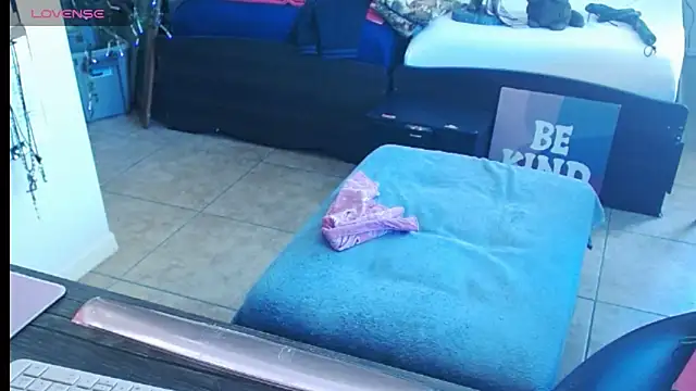 Snapshot of mycock2474u chatting on 03.21.25 mycock2474u online show from 03.21.25