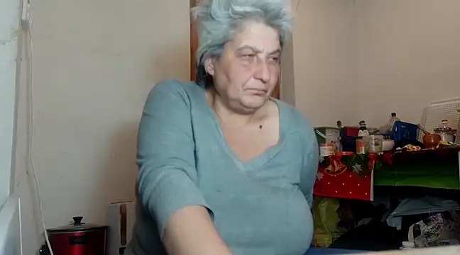 Snapshot of ExquisiteMature chatting on 01.18.25 ExquisiteMature online show from 01.18.25