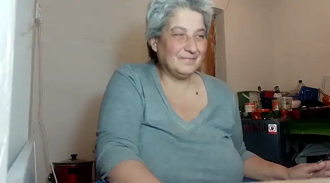 Snapshot of ExquisiteMature chatting on 01.18.25 ExquisiteMature online show from 01.18.25