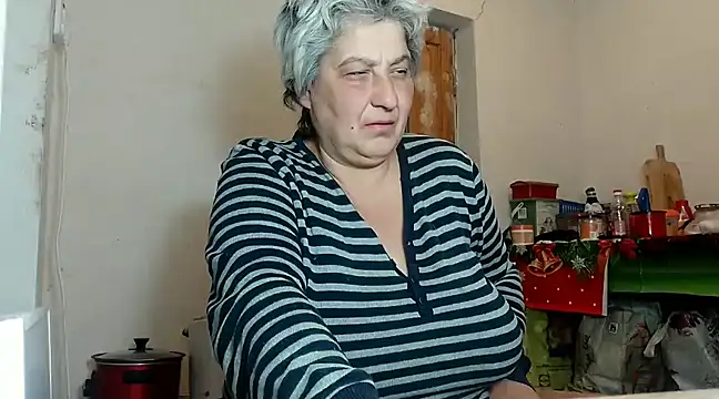 Snapshot of ExquisiteMature chatting on 01.24.25 ExquisiteMature online show from 01.24.25