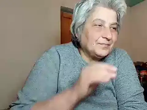 Snapshot of ExquisiteMature chatting on 02.15.25 ExquisiteMature online show from 02.15.25