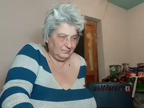 Snapshot of ExquisiteMature chatting on 02.22.25 ExquisiteMature online show from 02.22.25