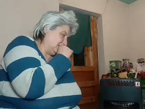 Snapshot of ExquisiteMature chatting on 02.22.25 ExquisiteMature online show from 02.22.25