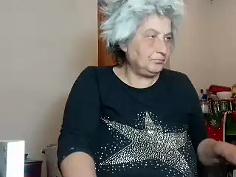 Snapshot of ExquisiteMature chatting on 03.10.25 ExquisiteMature online show from 03.10.25