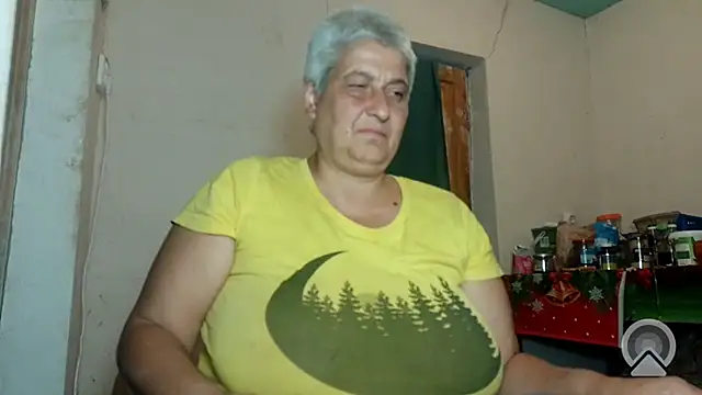 Snapshot of ExquisiteMature chatting on 09.13.25 ExquisiteMature online show from 09.13.25