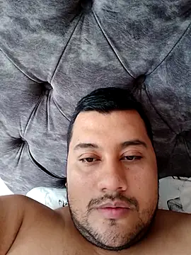 santi hothot online show from 10.04.25