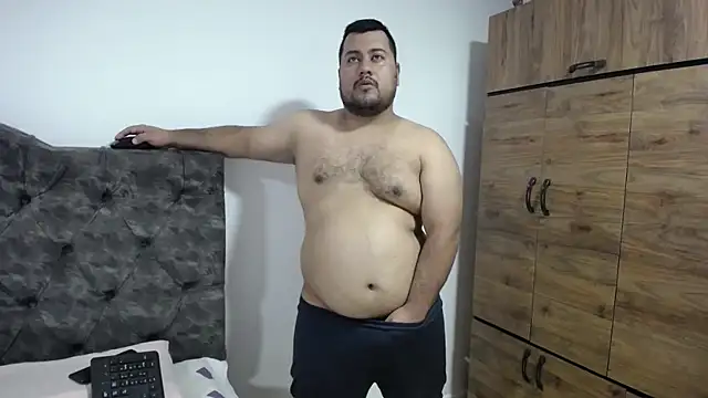 santi hothot online show from 12.02.25