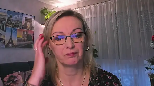 vanessa chat online show from 01.11.25