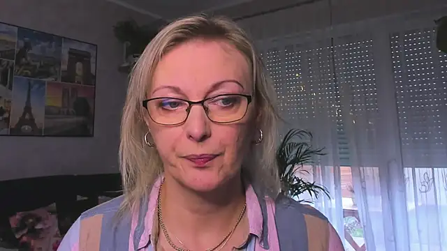 vanessa chat online show from 01.21.25