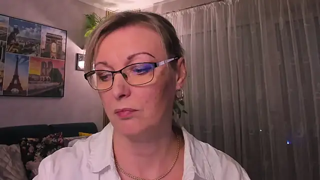 vanessa chat online show from 03.20.25