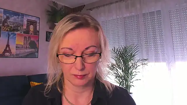 vanessa chat online show from 03.11.26