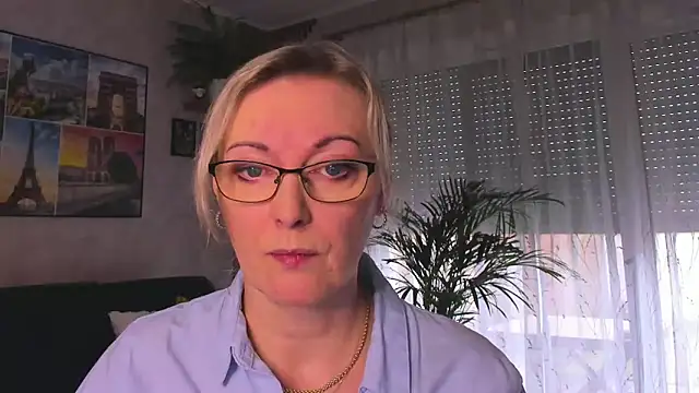 vanessa chat online show from 03.25.26