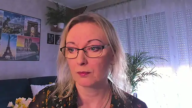 vanessa chat online show from 04.07.26