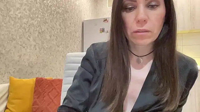 HotyWinter online show from 01.10.26