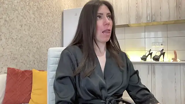 HotyWinter online show from 04.18.26