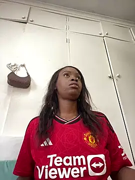 LuciousLips96 online show from 02.17.26