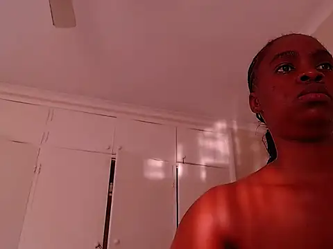 LuciousLips96 online show from 07.11.26