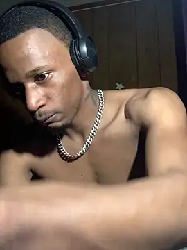 Tristris100 online show from 12.11.24