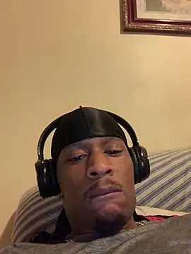 Tristris100 online show from 12.16.24