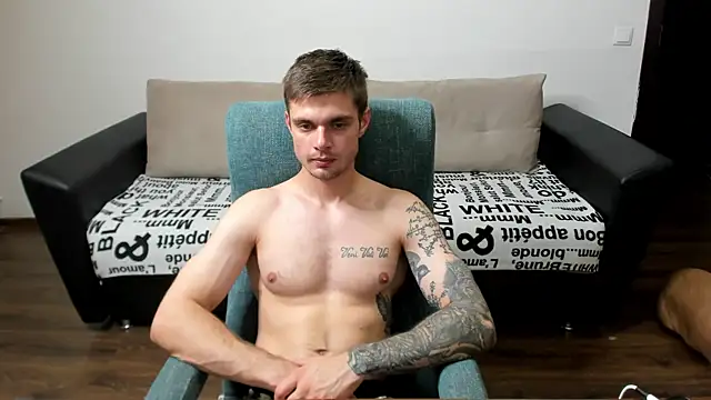 maks wolfis online show from 12.13.24