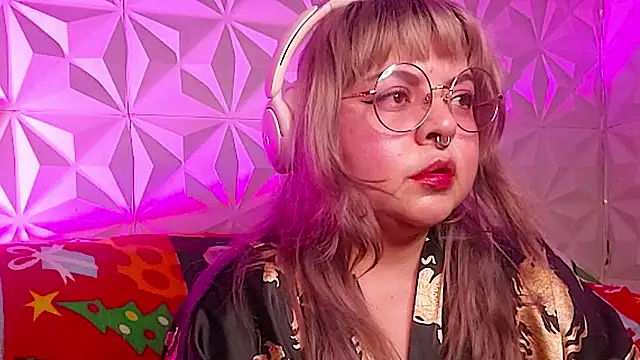 Satyn doll online show from 12.14.25