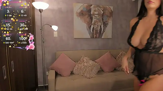 HannaCross online show from 01.21.25