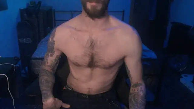 Snapshot of SexxxyLouis chatting on 01.20.25 SexxxyLouis online show from 01.20.25