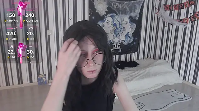  Hanna Moon  online show from 10.29.25