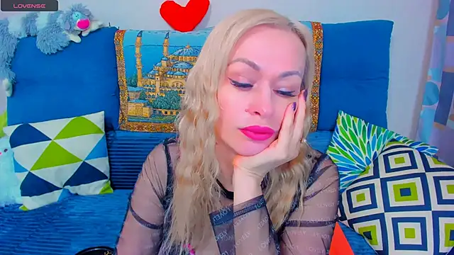 EllenMoore online show from 12.23.24